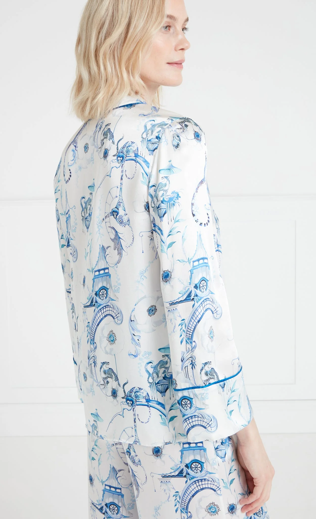 Aphrodite Long-Sleeve Pyjama Top - White & Blue Euphoria - Image 5
